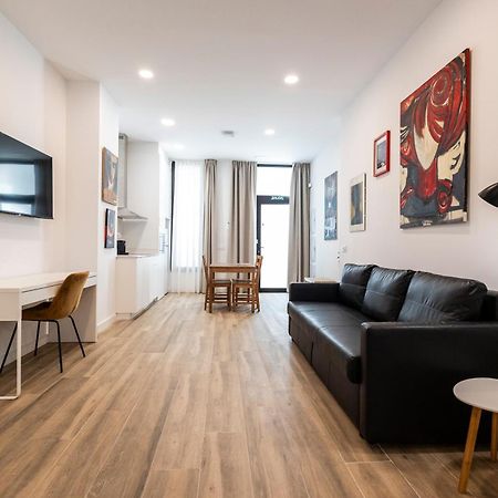 La Casa De La Pintora By Concept Flats Apartment Valencia Luaran gambar