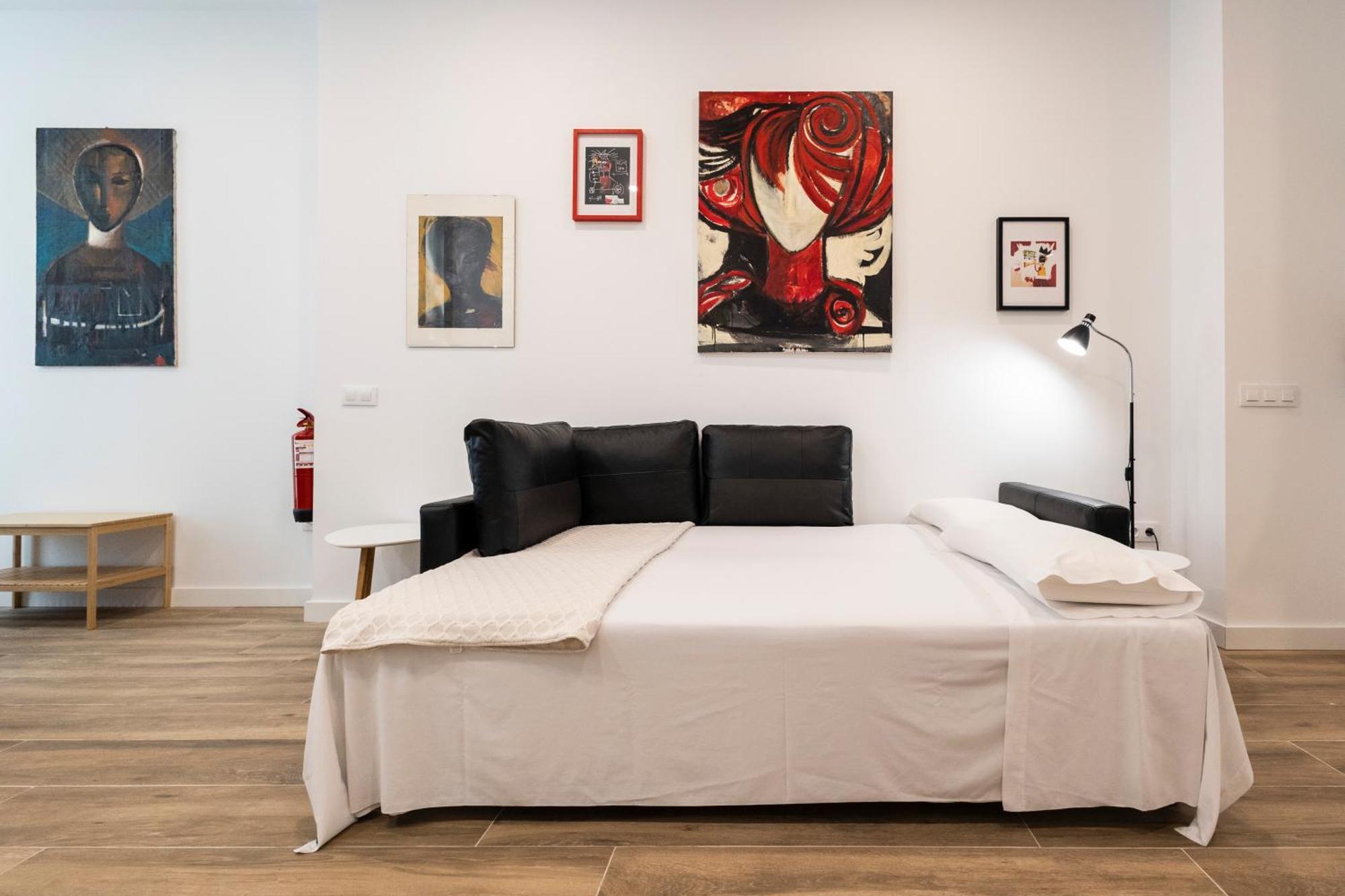 La Casa De La Pintora By Concept Flats Apartment Valencia Luaran gambar